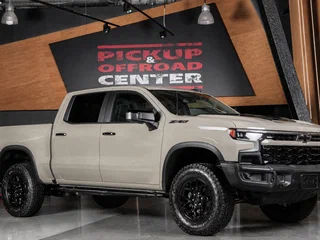 2025 Chevrolet Silverado ZR2 IV (T1XX) Рестайлинг, серый, 10498000 рублей, вид 1