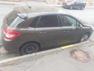 2013 Citroen C4 II, коричневый, 550000 рублей, вид 4