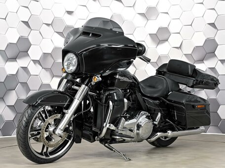 2014 Harley-Davidson Street Glide Special, чёрный, 1395000 рублей, вид 2