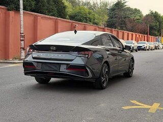 2023 Hyundai Elantra VII (CN7) Рестайлинг, серый, 1340000 рублей, вид 3