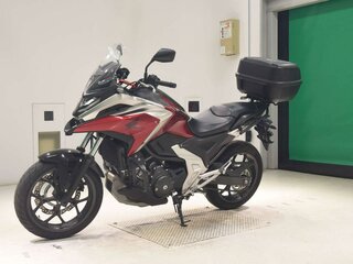 2024 Honda NC 750X, красный, 999000 рублей, вид 4
