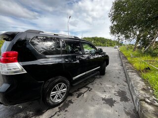 2011 Toyota Land Cruiser Prado 150 Series, чёрный, 2970000 рублей, вид 3