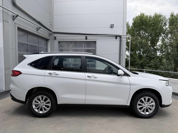 2026 Haval M6 II, белый - вид 3