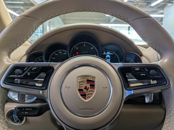 2017 Porsche Cayenne Diesel II Рестайлинг (958), коричневый - вид 16