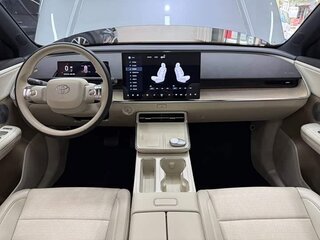 2025 Toyota bZ3X 58.3 kWh, серый, 2290000 рублей, вид 4