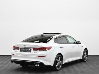 2018 Kia Optima IV Рестайлинг, белый, 1749000 рублей, вид 2