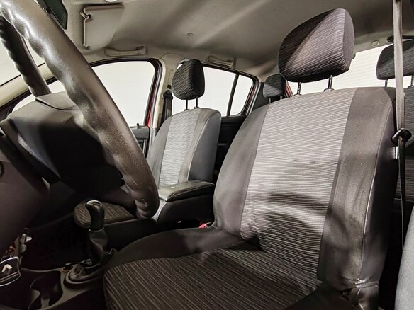 2010 Renault Sandero I, красный - вид 12