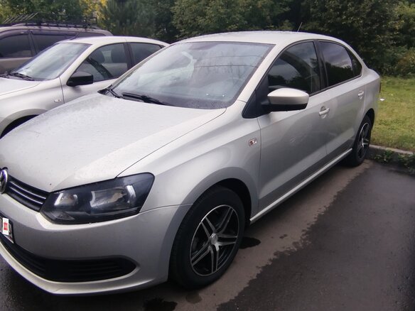2014 Volkswagen Polo V, серебристый, 770000 рублей