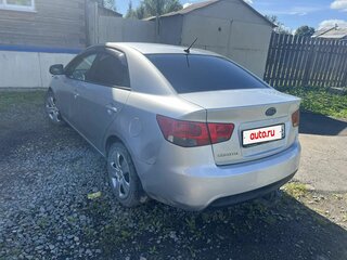 2011 Kia Cerato 5-speed II, серебристый, 680000 рублей, вид 5