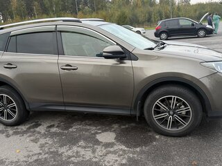 2013 Toyota RAV4 IV (XA40), жёлтый, 1800000 рублей, вид 3