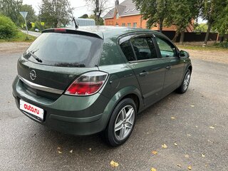 2010 Opel Astra H Рестайлинг, зелёный, 550000 рублей, вид 4
