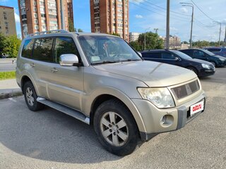 2008 Mitsubishi Pajero IV, бежевый, 1350000 рублей, вид 3