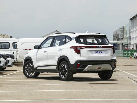 2026 Kia Seltos I Рестайлинг, белый, 2659900 рублей - вид 4
