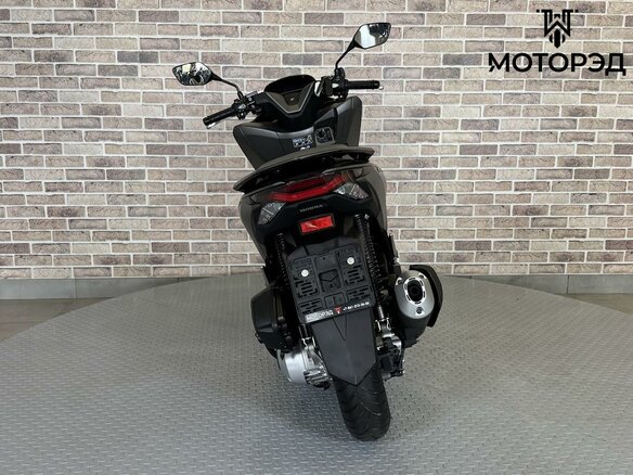 2025 Honda PCX 160, серый, 420000 рублей - вид 6