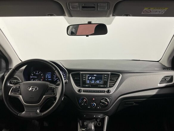 2017 Hyundai Solaris II, серый, 1109000 рублей - вид 6