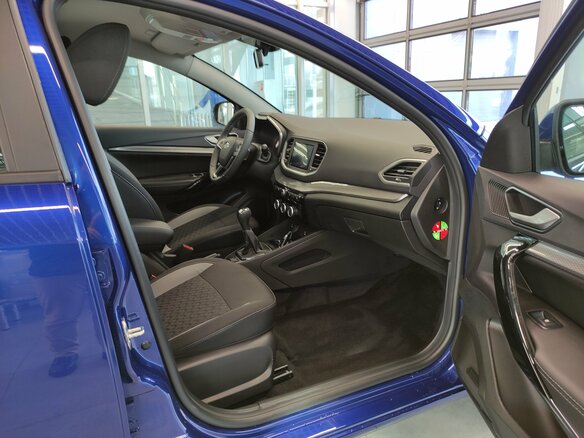 2026 Lada (ВАЗ) Vesta SW I Рестайлинг (NG), синий - вид 8