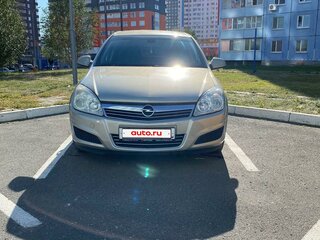 2011 Opel Astra H Рестайлинг, бежевый, 420000 рублей, вид 1