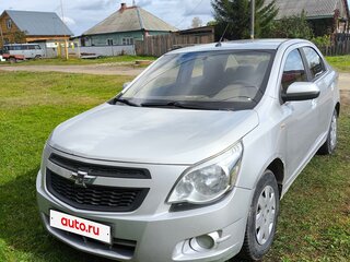 2013 Chevrolet Cobalt II, серебристый, 500000 рублей, вид 1