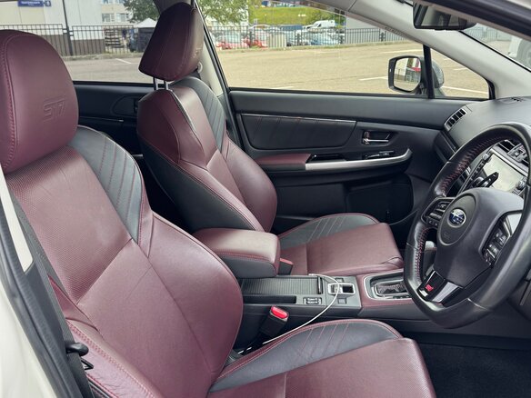 2018 Subaru Levorg I Рестайлинг, белый, 2500000 рублей - вид 6