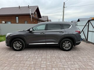 2019 Hyundai Santa Fe IV, серый, 3050000 рублей, вид 3