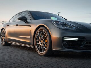 2020 Porsche Panamera Turbo S Executive II Рестайлинг, серый, 13000000 рублей, вид 3