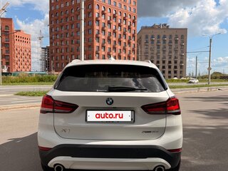 2020 BMW X1 18d xDrive II (F48) Рестайлинг, белый, 3300000 рублей, вид 4