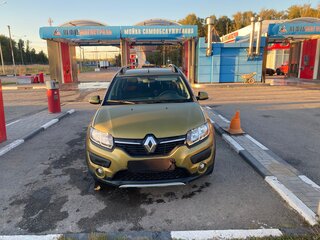 2017 Renault Sandero Stepway II, зелёный, 900000 рублей, вид 2
