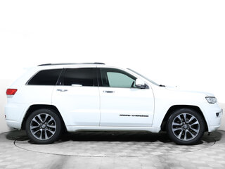 2018 Jeep Grand Cherokee IV (WK2) Рестайлинг, белый, 4890000 рублей, вид 4