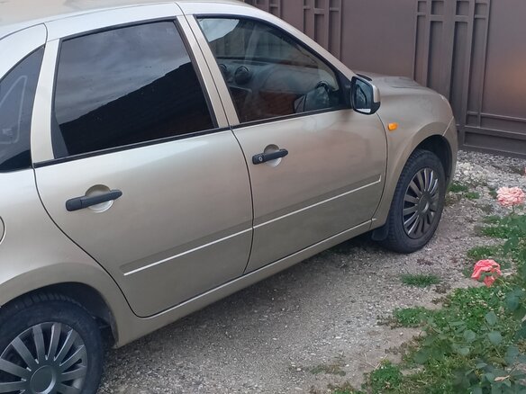 2012 Lada (ВАЗ) Granta I, бежевый, 250000 рублей - вид 6