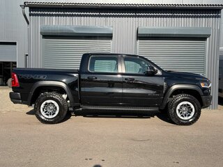 2025 Ram 1500 RHO V Рестайлинг, чёрный, 12500000 рублей, вид 5