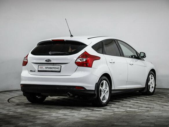 2013 Ford Focus III, белый - вид 4