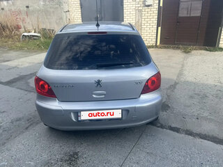 2006 Peugeot 307 I Рестайлинг, серебристый, 700000 рублей, вид 3