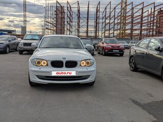 2011 BMW 1 серии 116i I (E81/E82/E87/E88) Рестайлинг, белый, 777000 рублей, вид 1