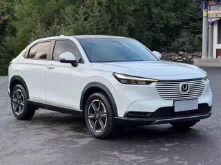 2022 Honda Vezel II, белый, 1450000 рублей, вид 3