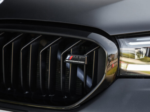 2021 BMW M5 VI (F90) Рестайлинг, чёрный - вид 2