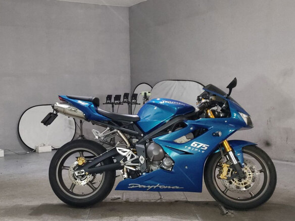 2009 Triumph Daytona 675, синий, 404000 рублей - вид 1