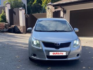 2009 Toyota Avensis III, серебристый, 880000 рублей, вид 2