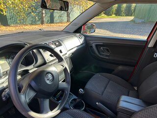 2013 Skoda Fabia II Рестайлинг, красный, 495000 рублей, вид 4