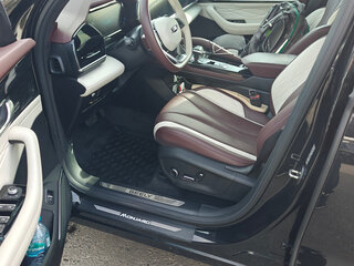 2023 Geely Monjaro (Xingyue L) I, чёрный, 3150000 рублей, вид 5
