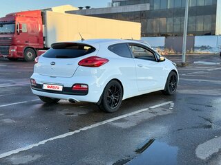 2013 Kia Ceed II, белый, 850000 рублей, вид 5