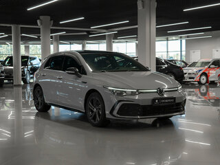 2022 Volkswagen Golf VIII, серый, 2750000 рублей, вид 2