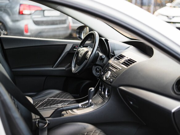 2011 Mazda 3 II (BL), белый, 760000 рублей - вид 10