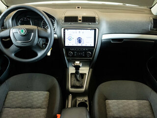 2012 Skoda Octavia II (A5) Рестайлинг, белый, 950000 рублей, вид 5