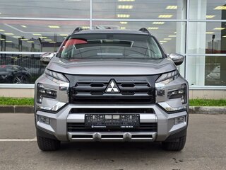 2023 Mitsubishi Xpander I Рестайлинг, серебристый, 2150000 рублей, вид 2