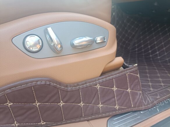 2010 Porsche Cayenne S II (958), серый, 2000000 рублей - вид 13