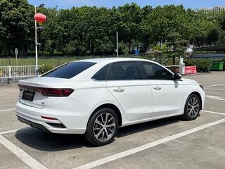 2022 Geely Emgrand II, белый, 960000 рублей, вид 4