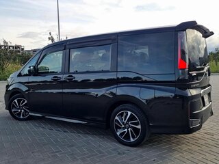 2019 Honda Stepwgn Spada V Рестайлинг, чёрный, 2350000 рублей, вид 3