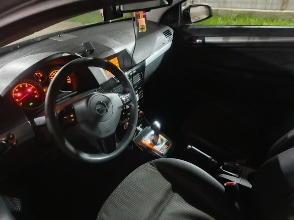 2008 Opel Astra H Рестайлинг, бежевый, 440000 рублей - вид 8