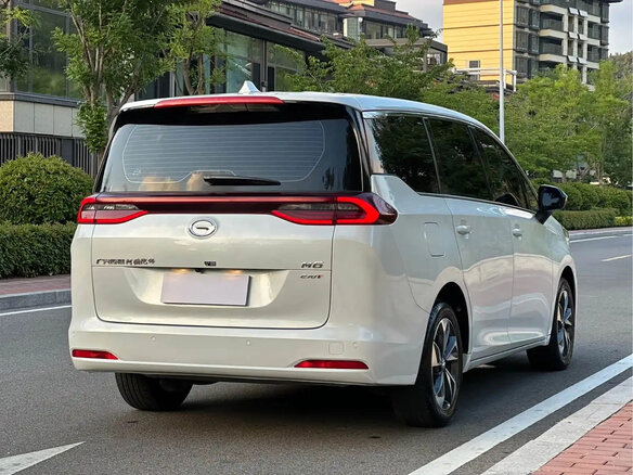 2022 GAC Trumpchi M6 Pro, белый, 1750000 рублей - вид 6