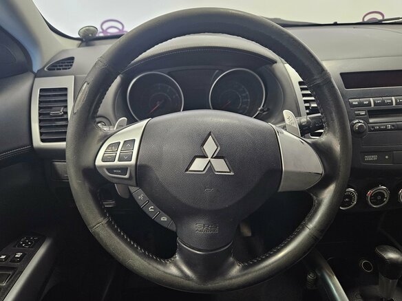2010 Mitsubishi Outlander II Рестайлинг, чёрный, 945000 рублей - вид 12